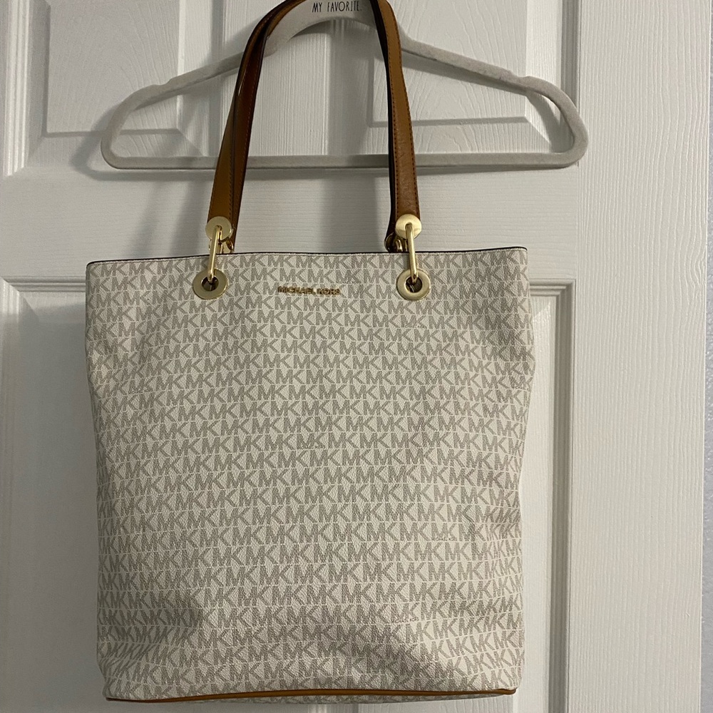 Michael Kors tote